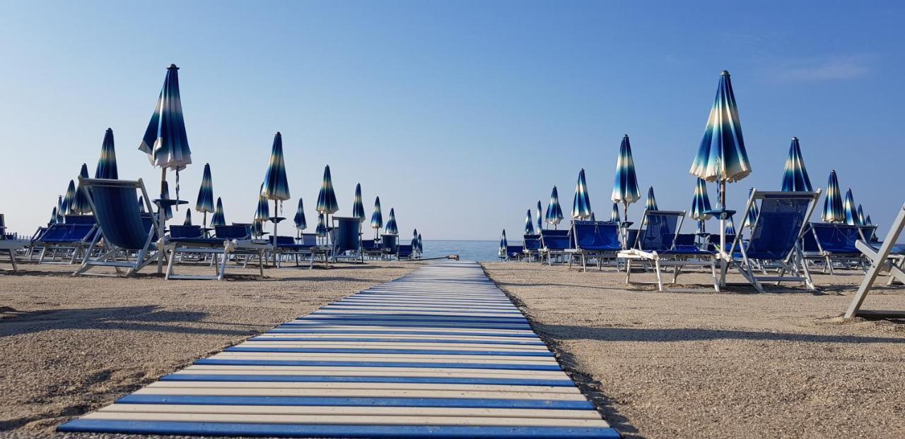 Lido Resort Finale Ligure Zewnętrze zdjęcie