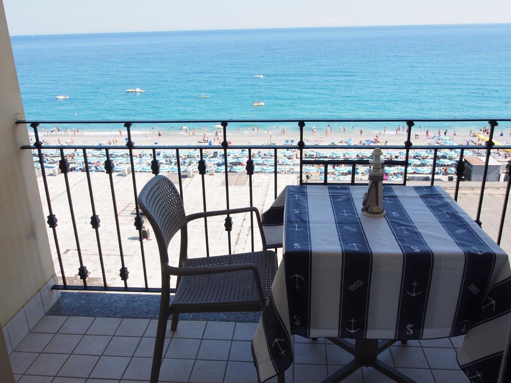 Lido Resort Finale Ligure Zewnętrze zdjęcie